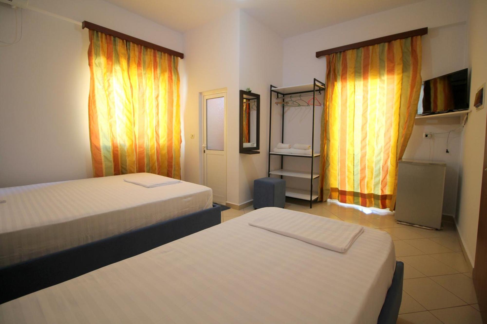 Lengu Holidays Houses Sarandë Buitenkant foto