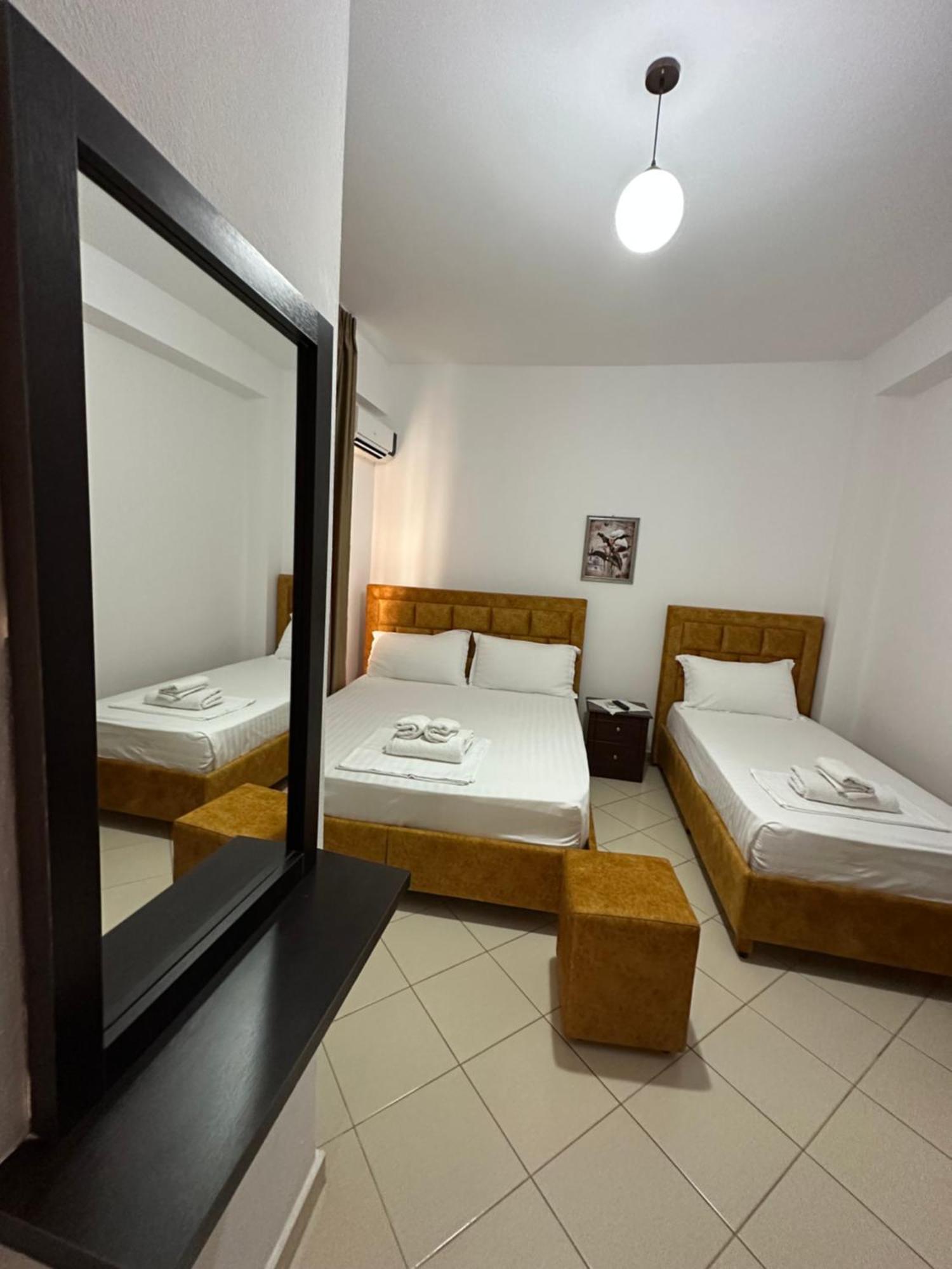 Lengu Holidays Houses Sarandë Buitenkant foto